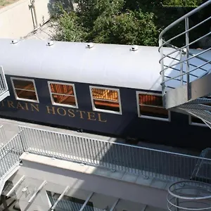 Hostel Train, Schaerbeek